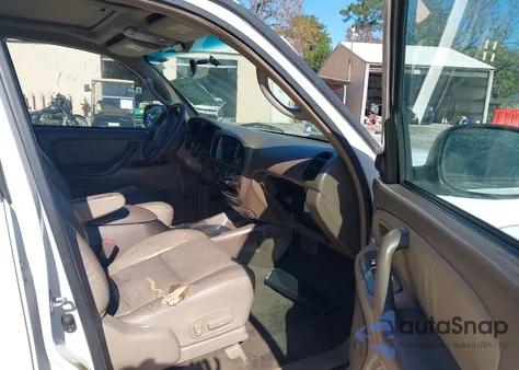 2002 Toyota Sequoia Limited V8 из США, поврежденный, VIN 5TDZT38A52S113729